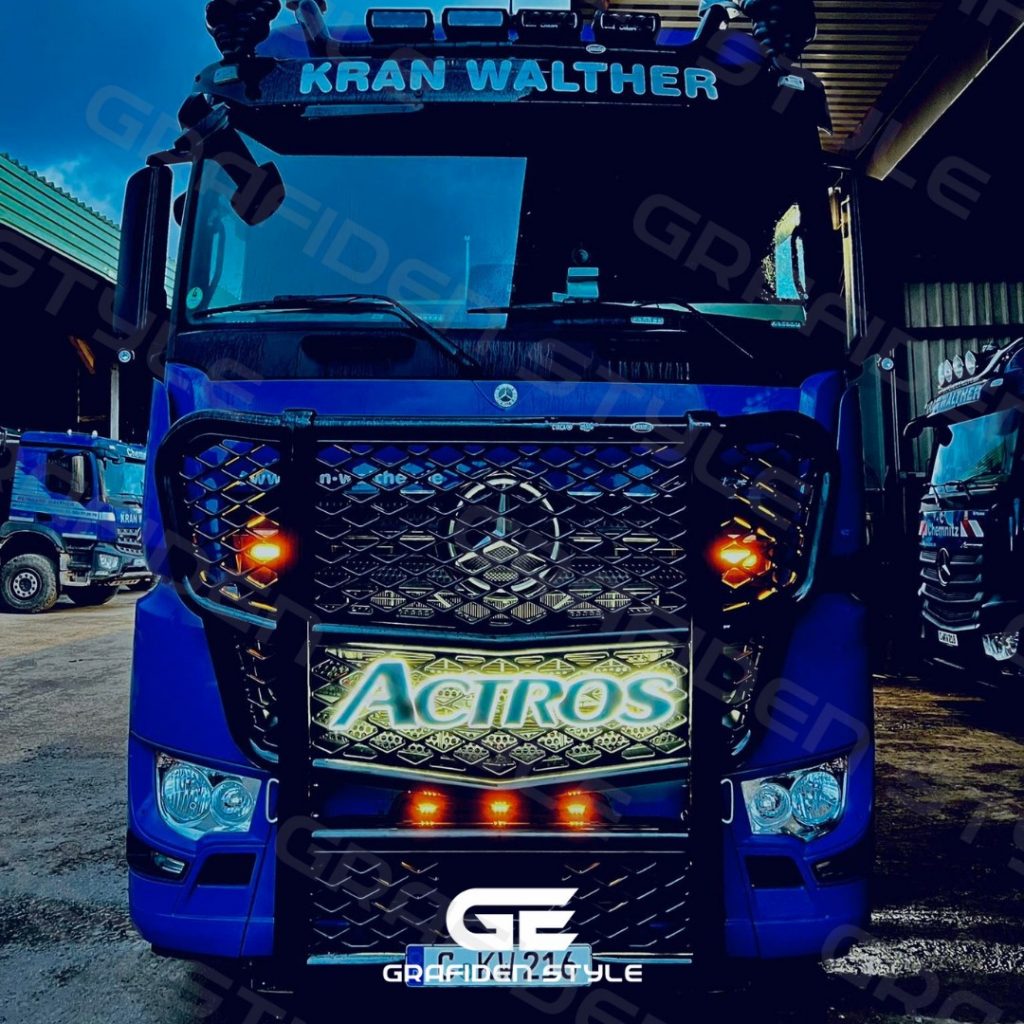 actros led front logo